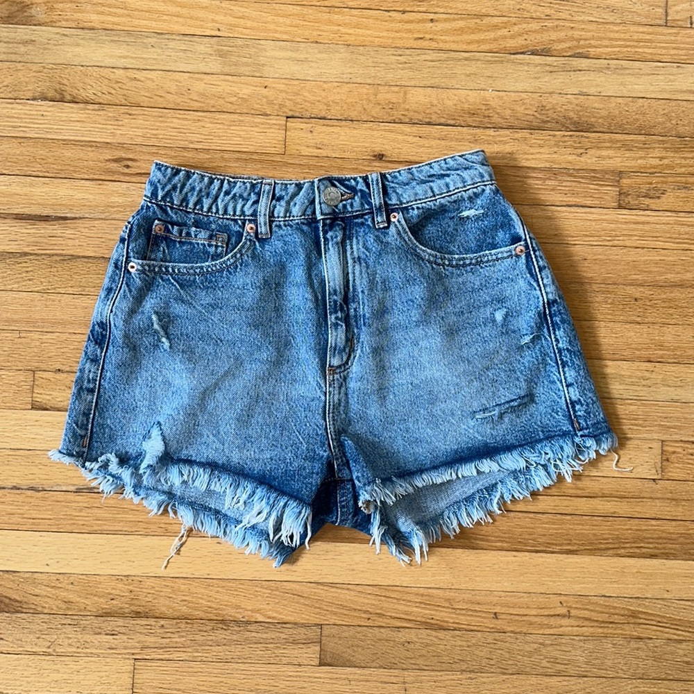 Garage Medium/Dark Wash Denim Shorts